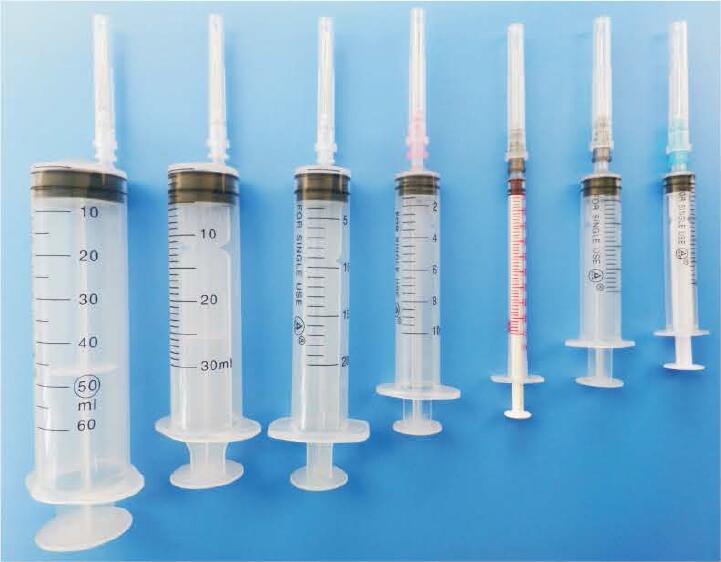 Disposable sterile syringe