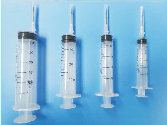 Disposable sterile dispensing use syringe